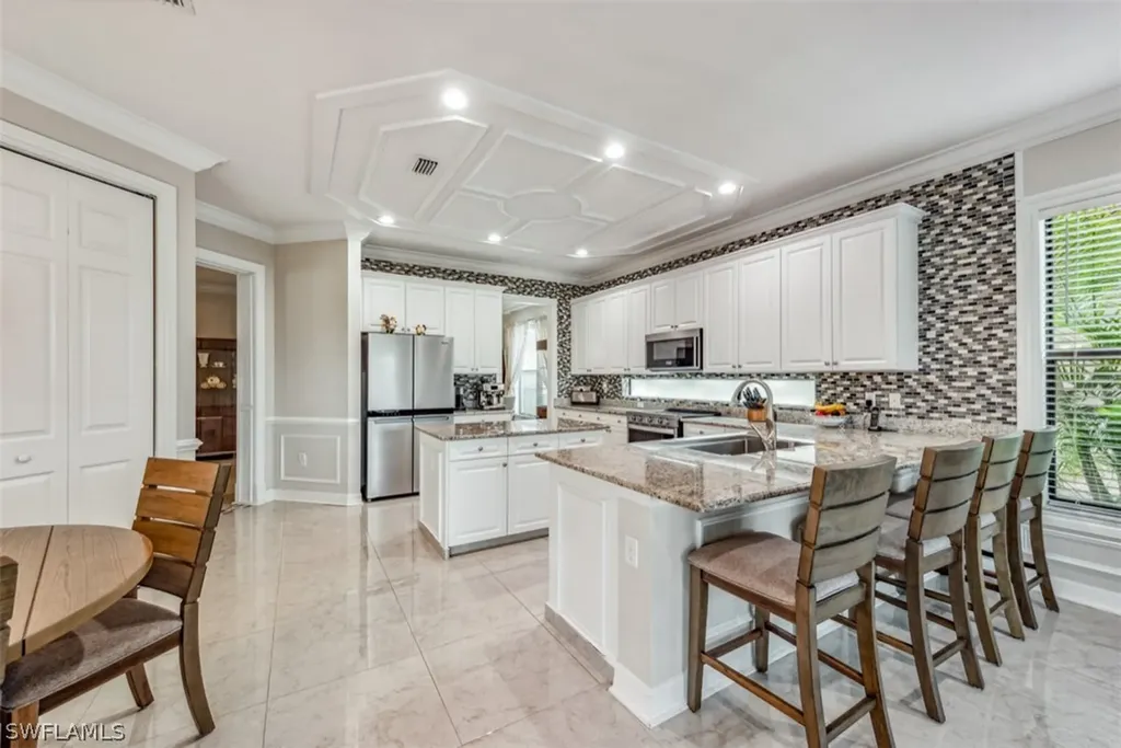 3494 Pacific Drive Naples FL 34119