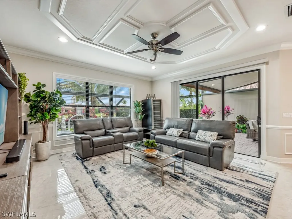 3494 Pacific Drive Naples FL 34119
