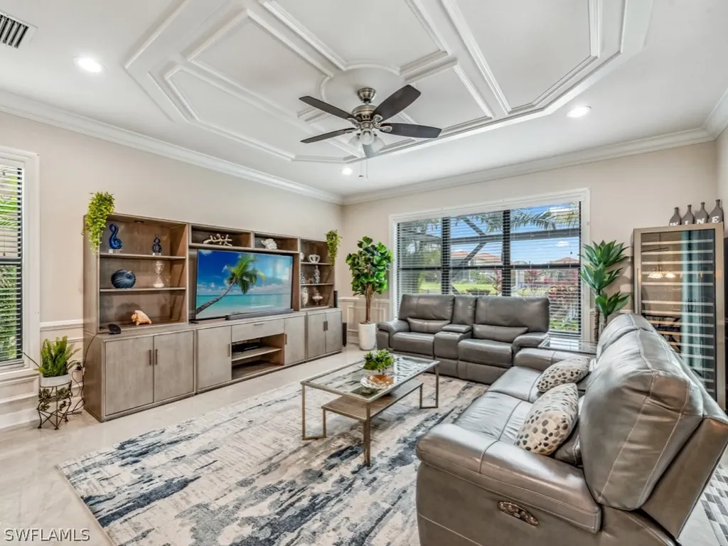 3494 Pacific Drive Naples FL 34119
