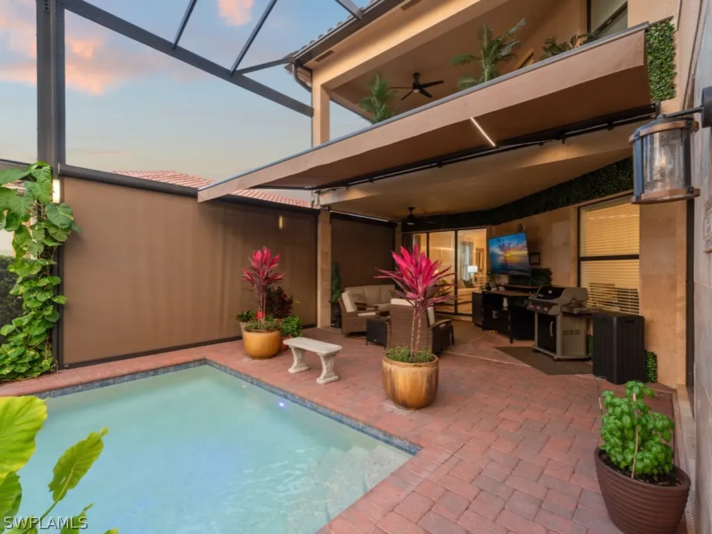 3494 Pacific Drive Naples FL 34119