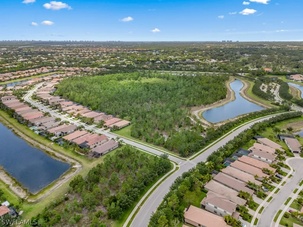 3494 Pacific Drive Naples FL 34119