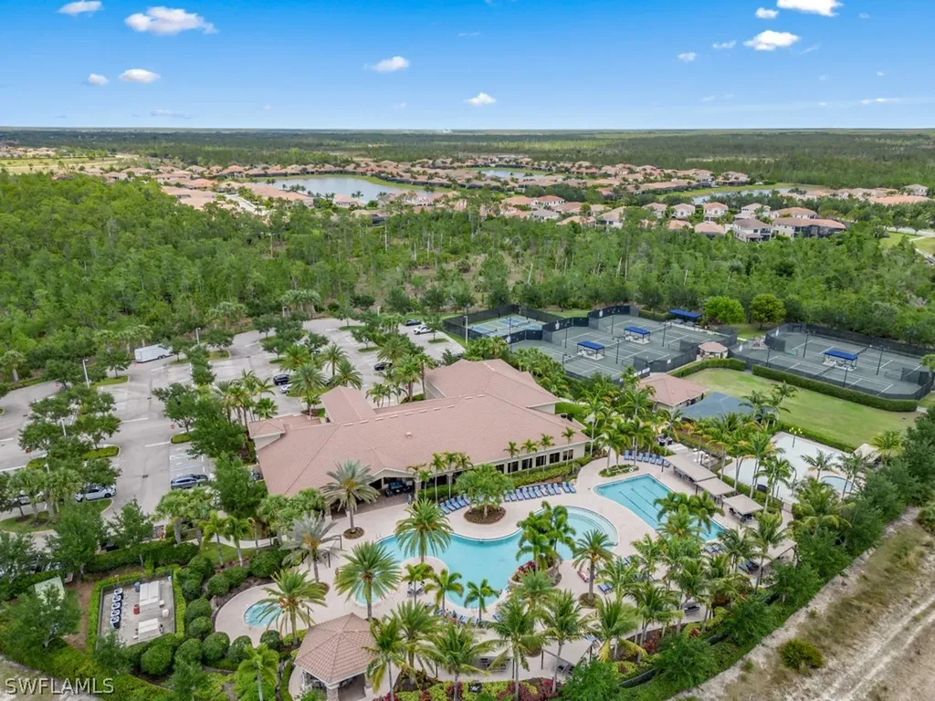 3494 Pacific Drive Naples FL 34119