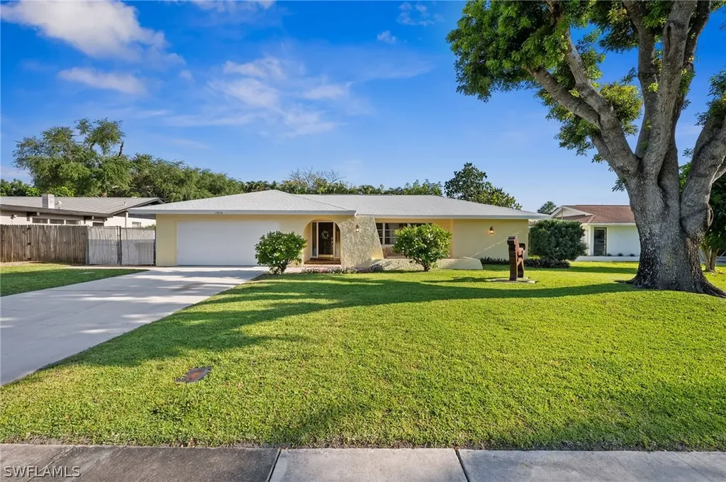 1256 Morningside Drive Fort Myers FL 33901