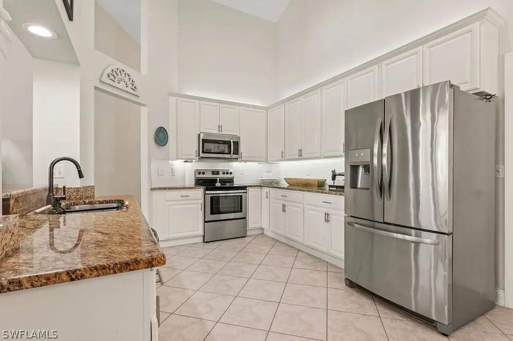 375 Pindo Palm Drive Naples FL 34104