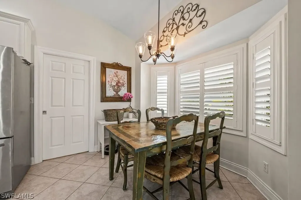375 Pindo Palm Drive Naples FL 34104