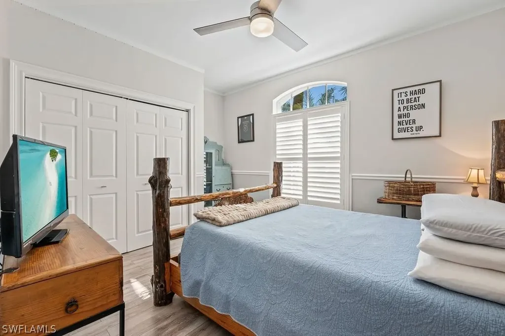 375 Pindo Palm Drive Naples FL 34104
