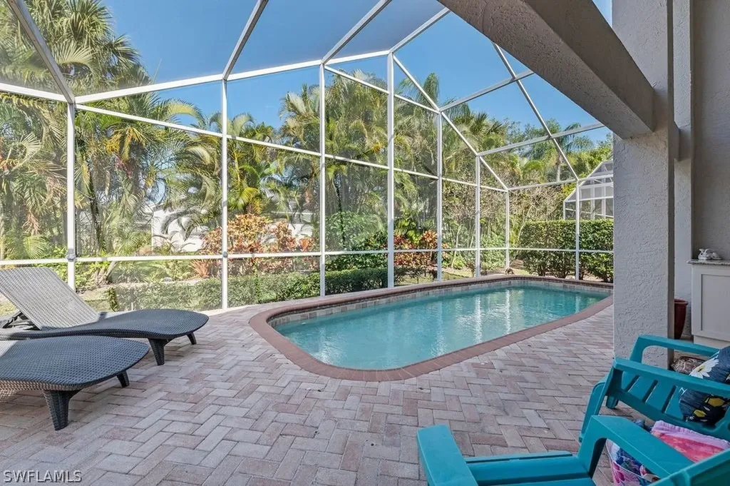 375 Pindo Palm Drive Naples FL 34104