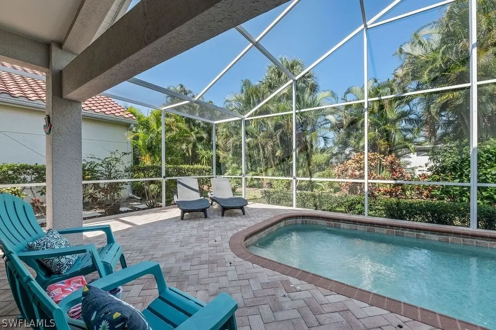 375 Pindo Palm Drive Naples FL 34104