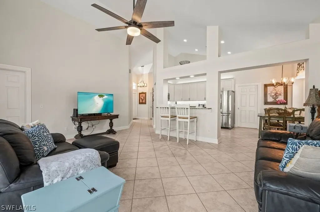 375 Pindo Palm Drive Naples FL 34104