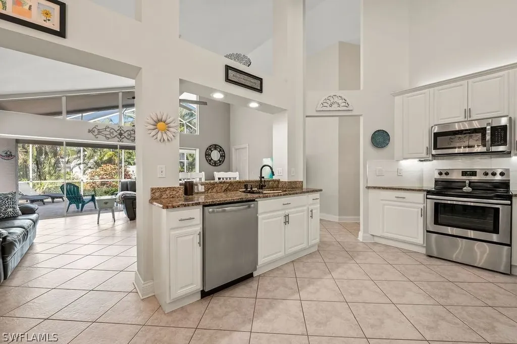 375 Pindo Palm Drive Naples FL 34104