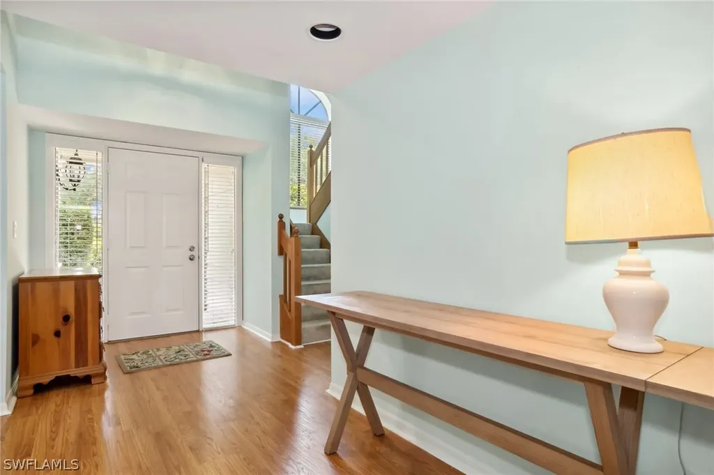 40 Water Oaks Way Naples FL 34105