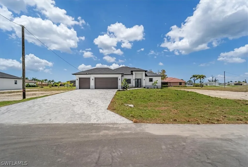 2728 NW 41st Avenue Cape Coral FL 33993