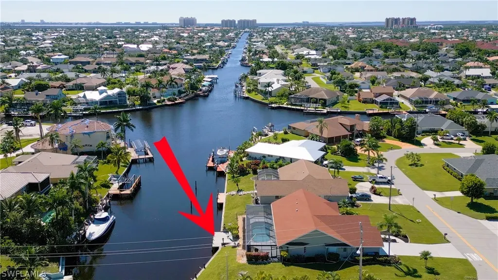 4805 SW 13th Avenue Cape Coral FL 33914