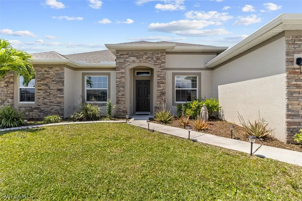 3318 NW 5th Terrace Cape Coral FL 33993