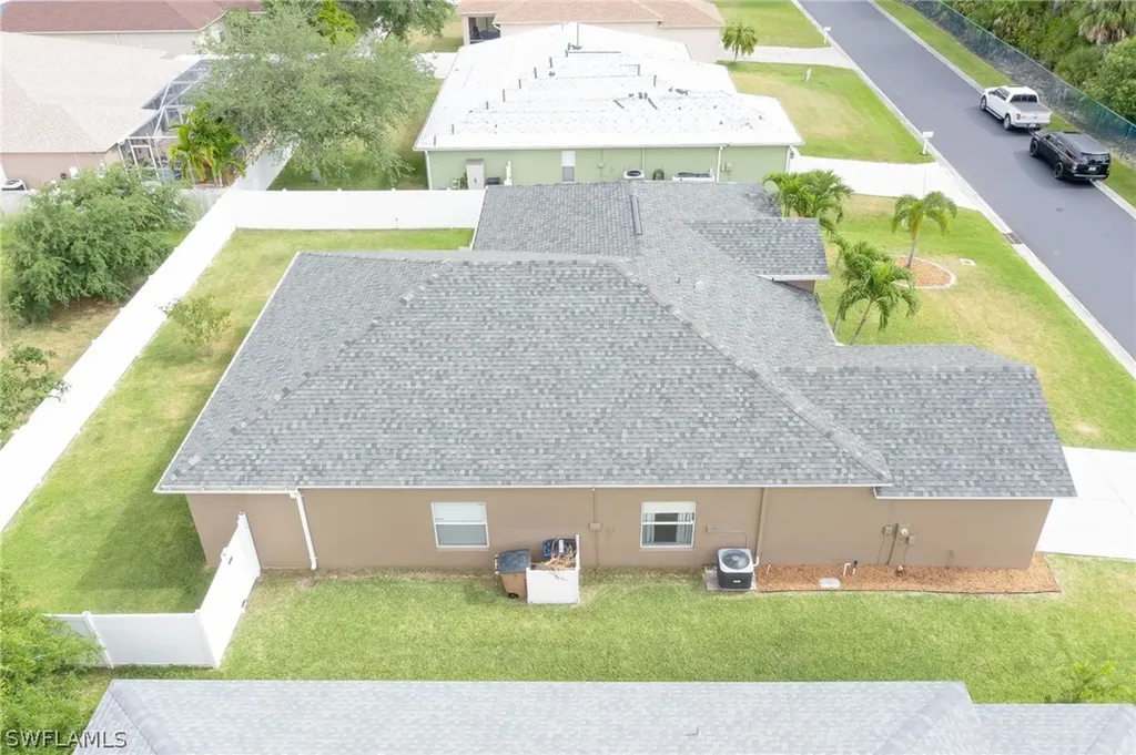 2743 Nature Pointe Loop Fort Myers FL 33905