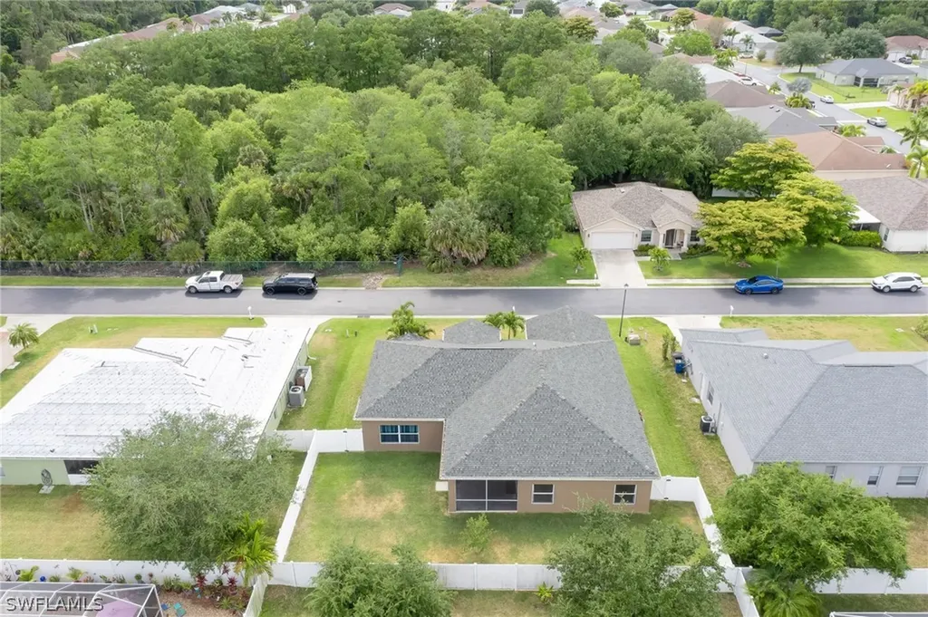 2743 Nature Pointe Loop Fort Myers FL 33905
