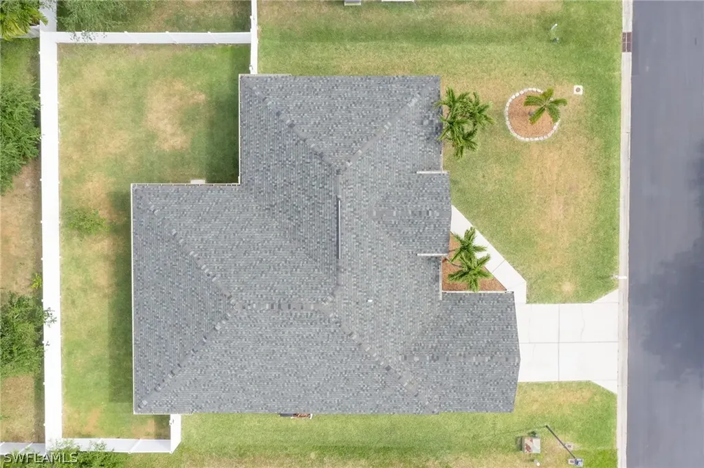 2743 Nature Pointe Loop Fort Myers FL 33905