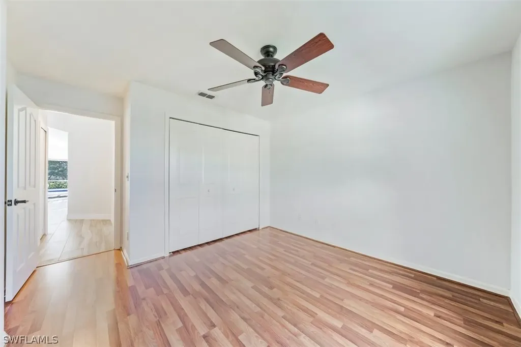 118 Fountain Circle Naples FL 34119