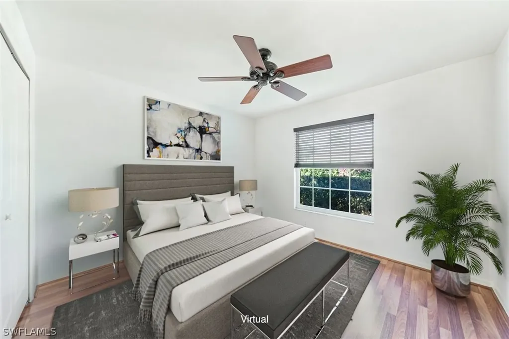 118 Fountain Circle Naples FL 34119