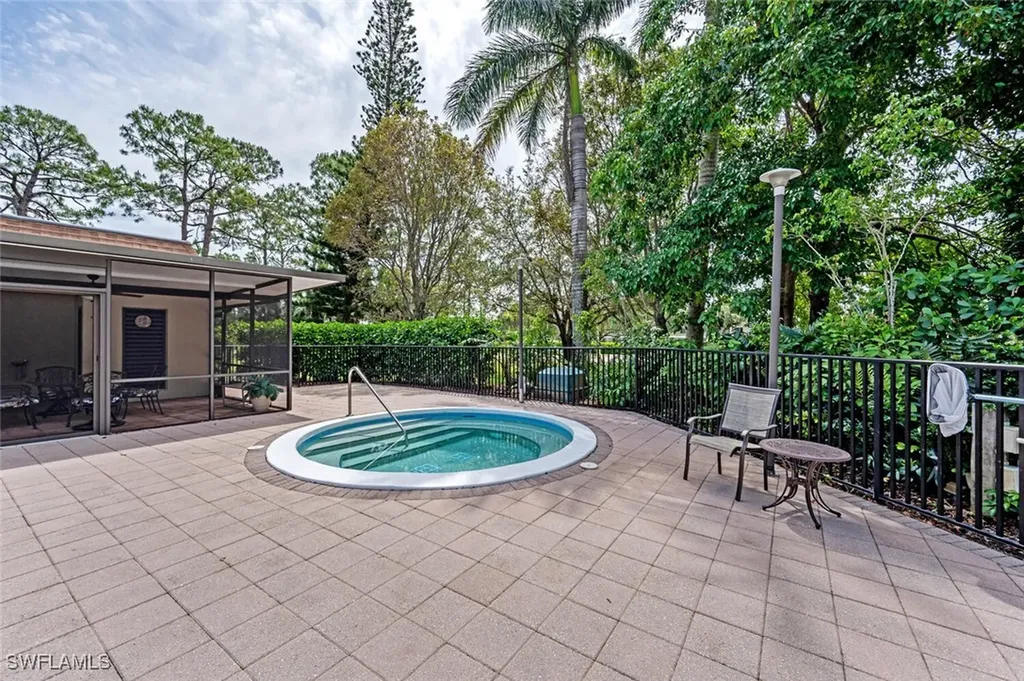 413 Augusta Boulevard Naples FL 34113