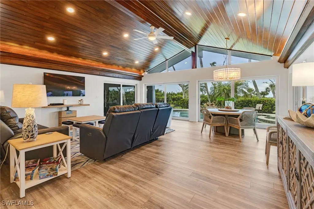 4709 Rue Belle Mer Sanibel FL 33957