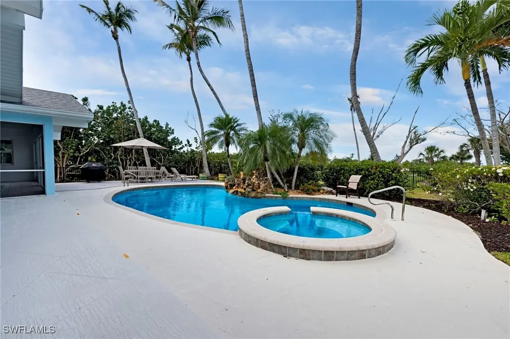 4709 Rue Belle Mer Sanibel FL 33957