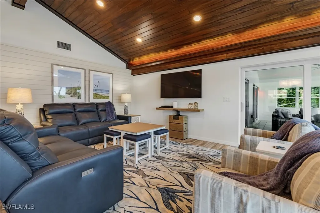 4709 Rue Belle Mer Sanibel FL 33957