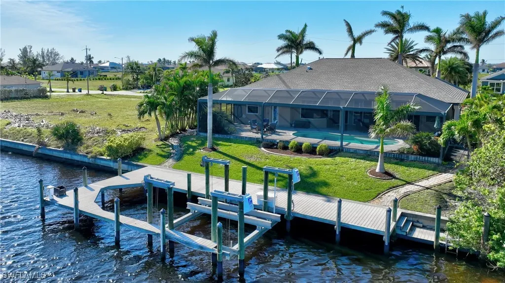 1713 NW 41st Avenue Cape Coral FL 33993