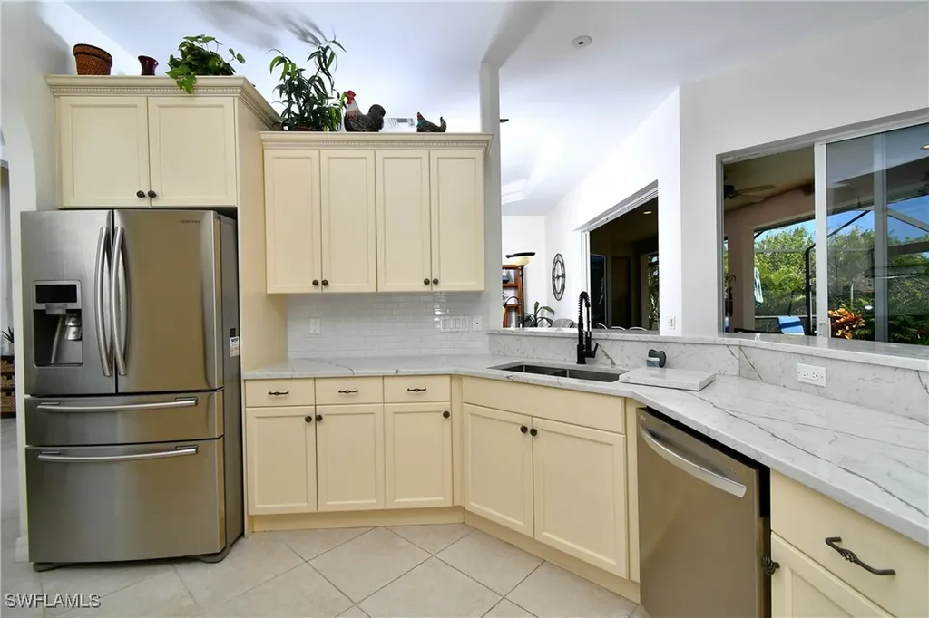 1713 NW 41st Avenue Cape Coral FL 33993