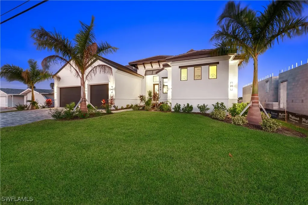 5349 Bayshore Avenue Cape Coral FL 33904