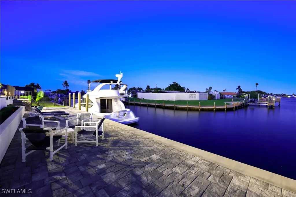 5349 Bayshore Avenue Cape Coral FL 33904