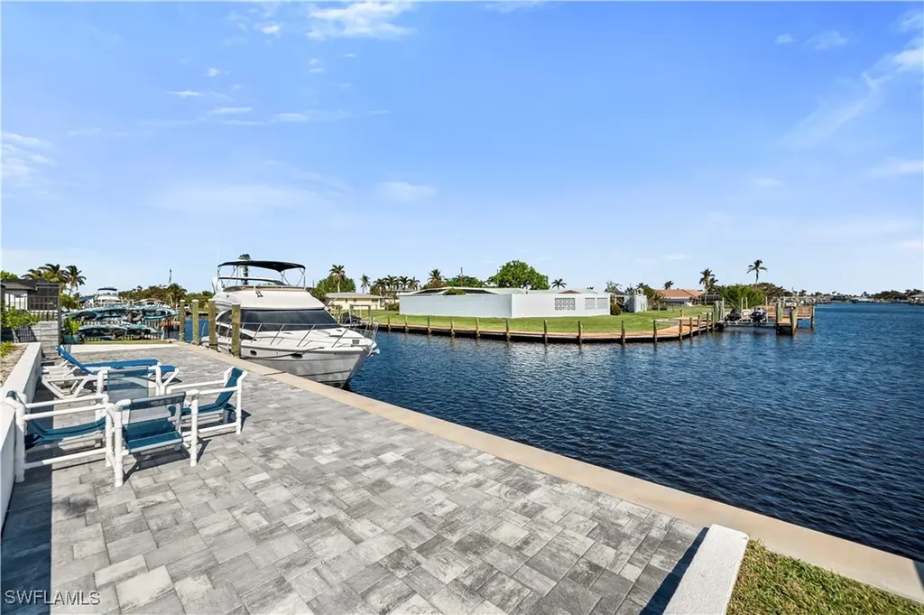 5349 Bayshore Avenue Cape Coral FL 33904