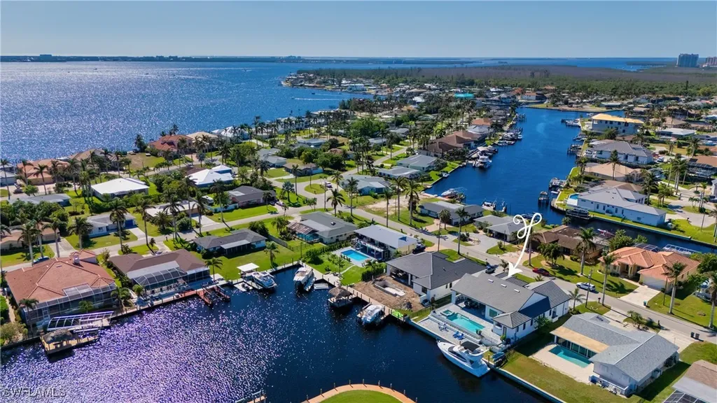 5349 Bayshore Avenue Cape Coral FL 33904