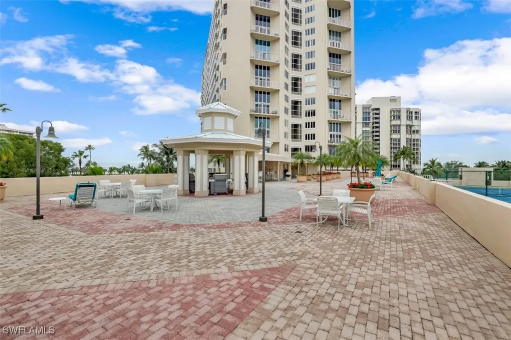 4041 Gulf Shore Boulevard N Naples FL 34103