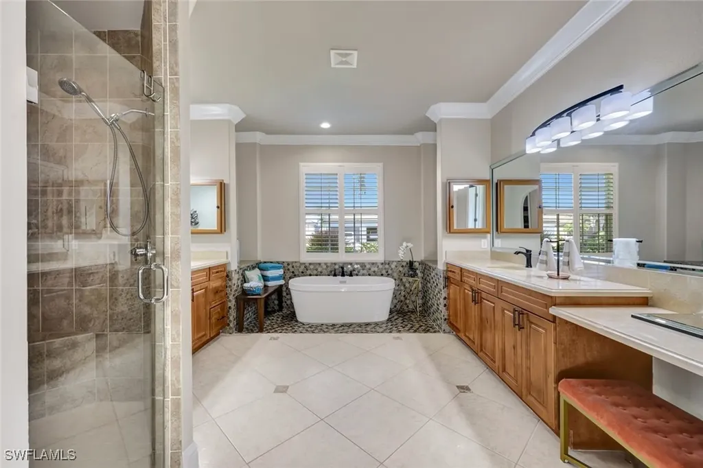 4716 SW 23rd Avenue Cape Coral FL 33914