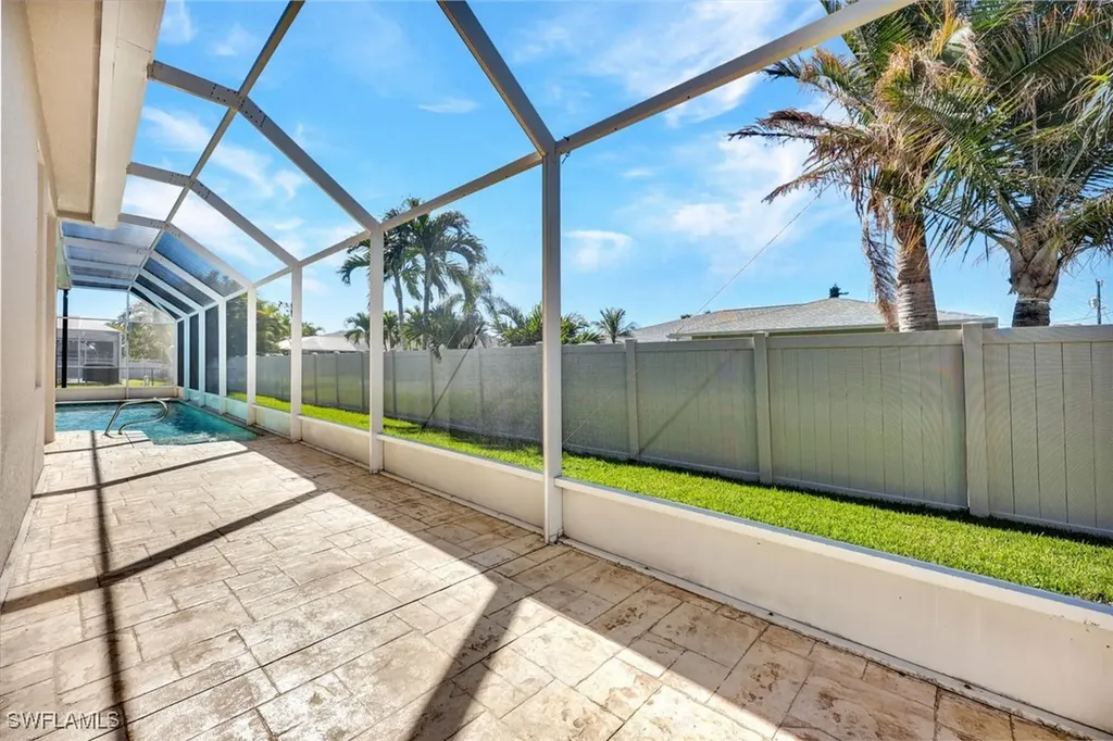 4716 SW 23rd Avenue Cape Coral FL 33914