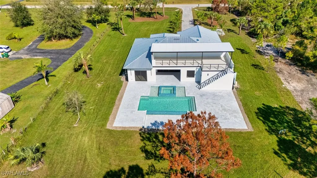 936 47th Avenue NE Naples FL 34120