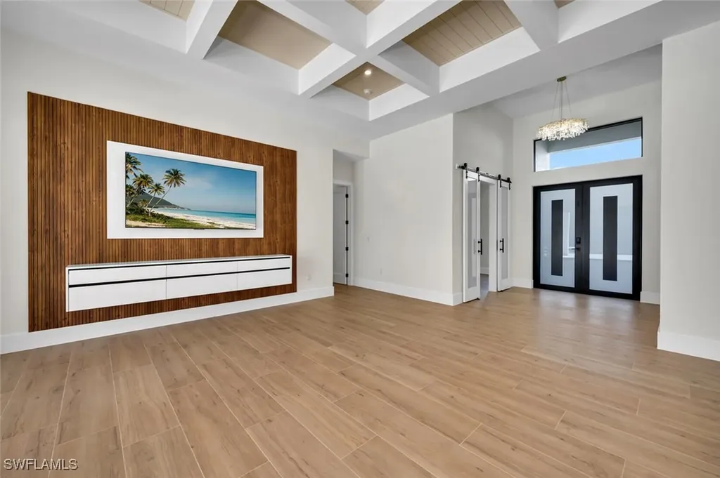 936 47th Avenue NE Naples FL 34120