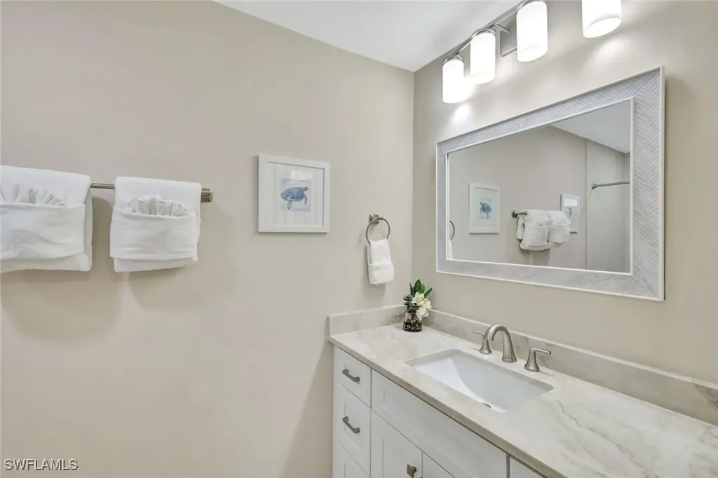 989 E Valley Drive Bonita Springs FL 34134