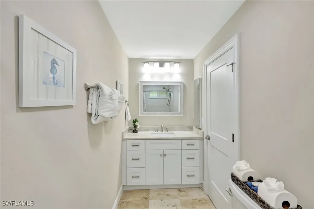 989 E Valley Drive Bonita Springs FL 34134