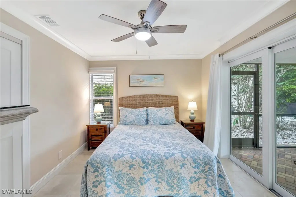 989 E Valley Drive Bonita Springs FL 34134