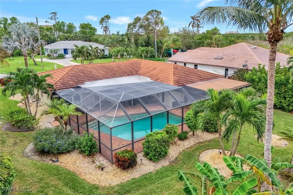 989 E Valley Drive Bonita Springs FL 34134