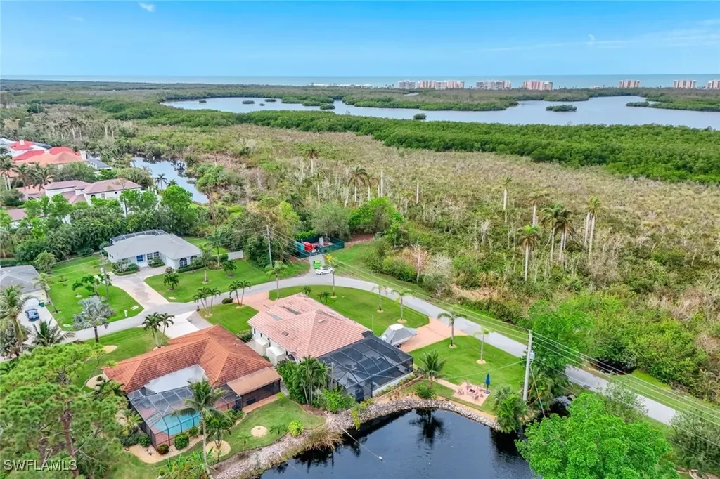 989 E Valley Drive Bonita Springs FL 34134