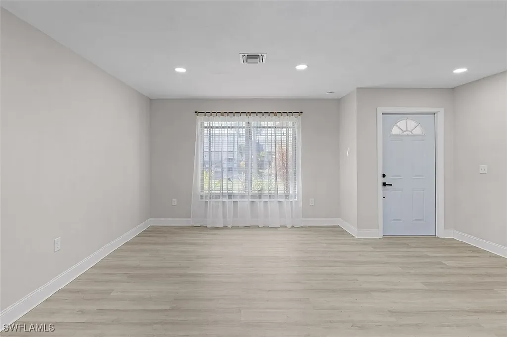 6030 Perthshire Lane Fort Myers FL 33908