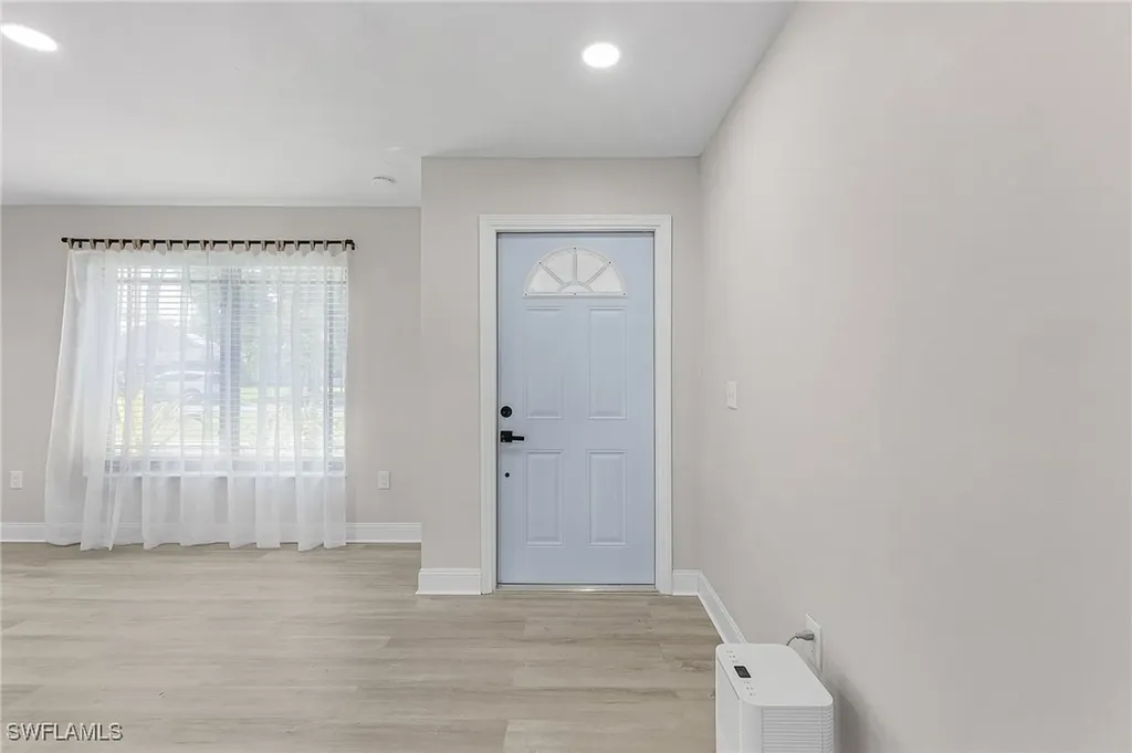 6030 Perthshire Lane Fort Myers FL 33908