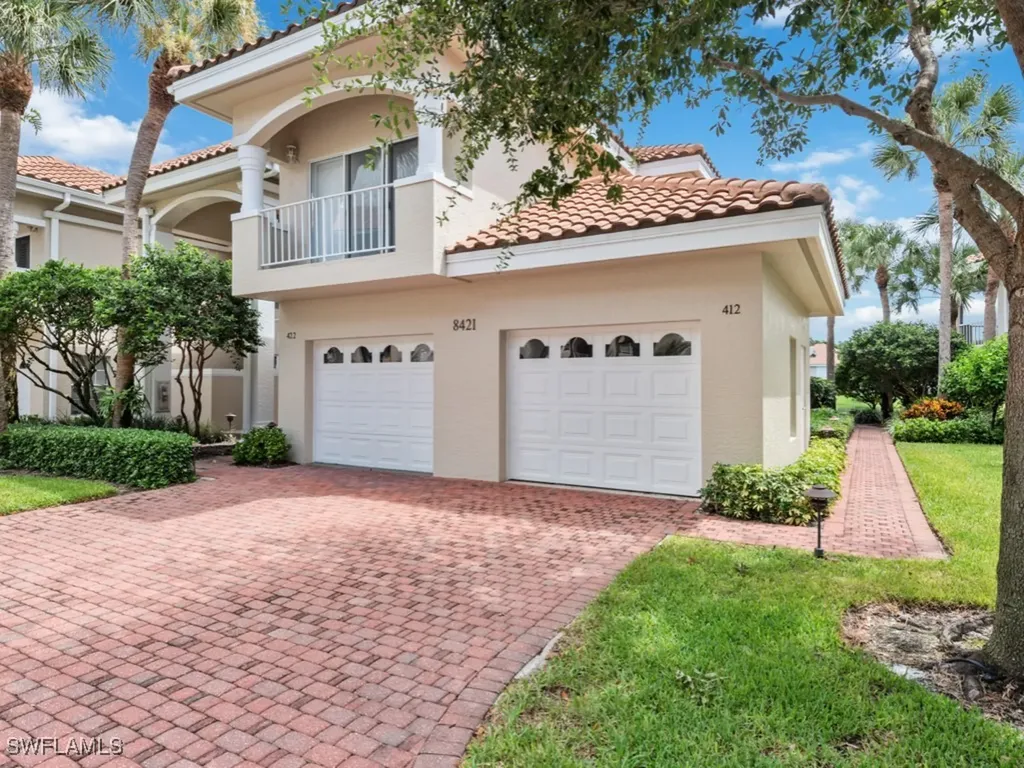 8421 Abbington Circle Naples FL 34108