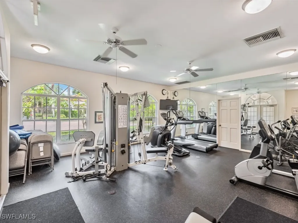8421 Abbington Circle Naples FL 34108