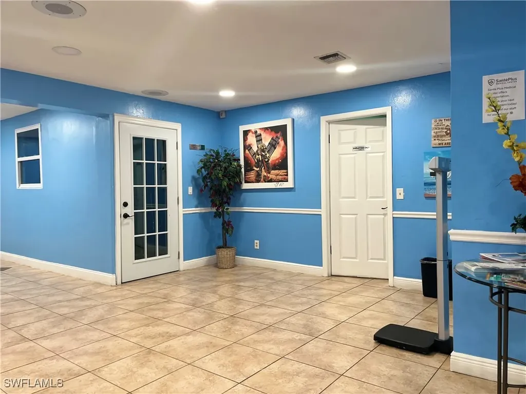 3822 Broadway Fort Myers FL 33901