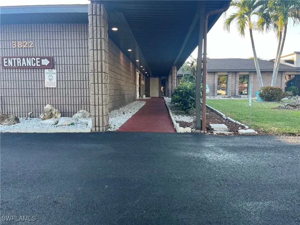 3822 Broadway Fort Myers FL 33901