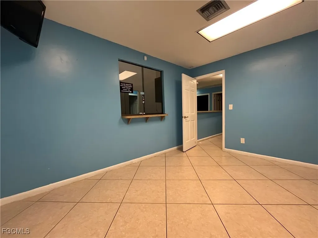 3822 Broadway Fort Myers FL 33901